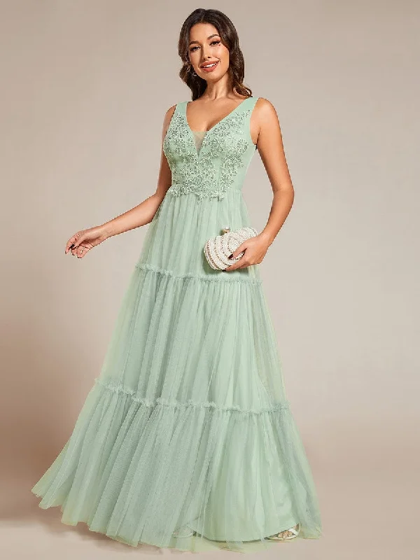 Must-Have Deals Inside!Chic See-Through Sleeveless Tulle Formal Evening Dress with Applique