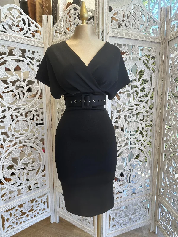 Limited Deals, Unlimited Savings!Midi Dress with Belt