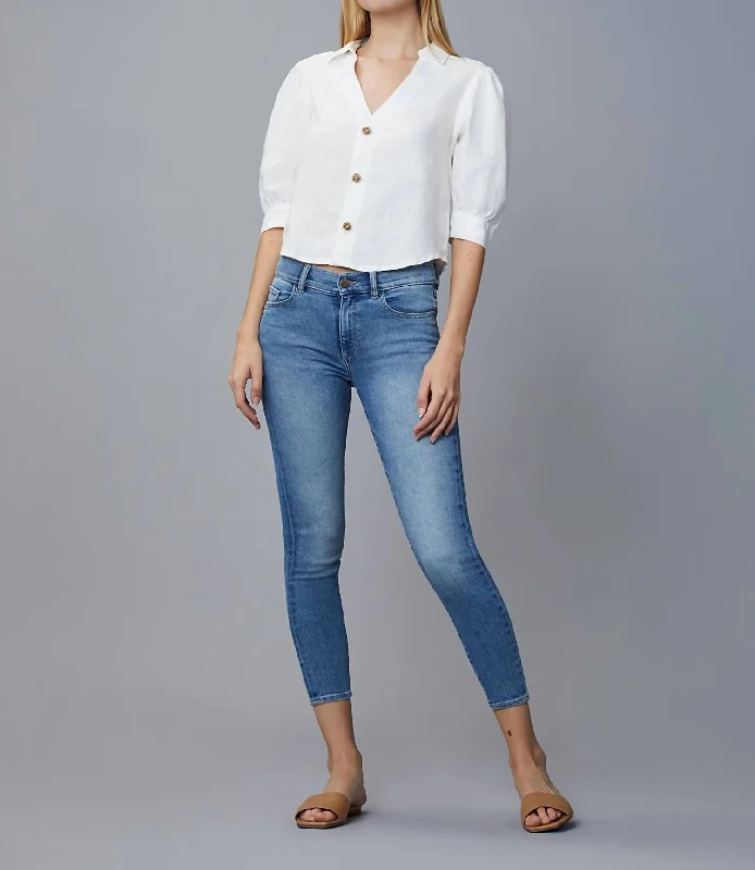 Score Big Savings Today!Florence Skinny Mid Rise Jean In Light